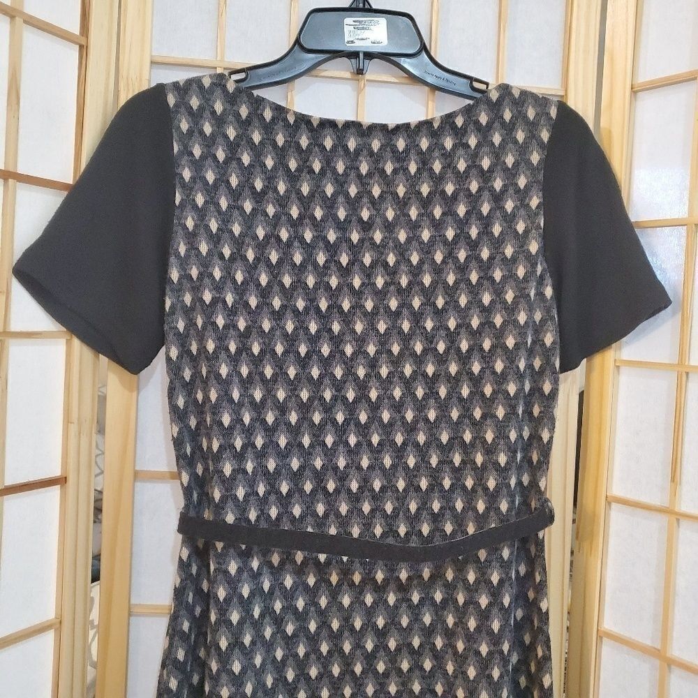Yumi Diamond Print Belted Dress Sz 2/4 - Picture 3 of 8